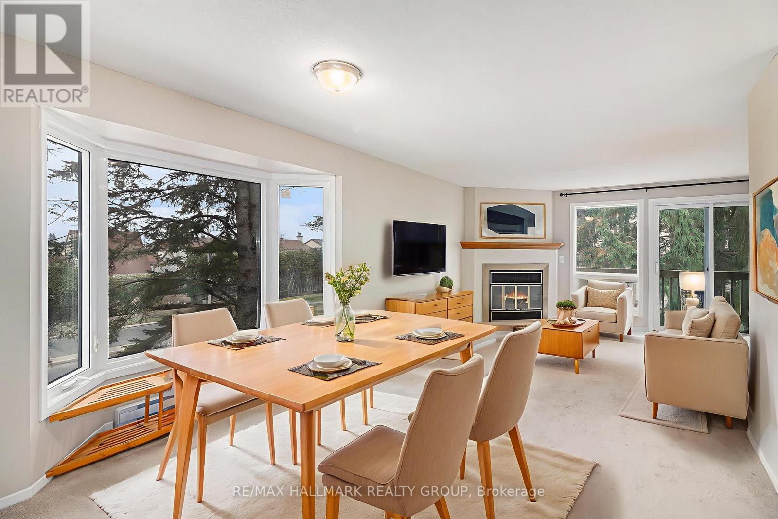 B - 6716 Jeanne D'arc Boulevard N