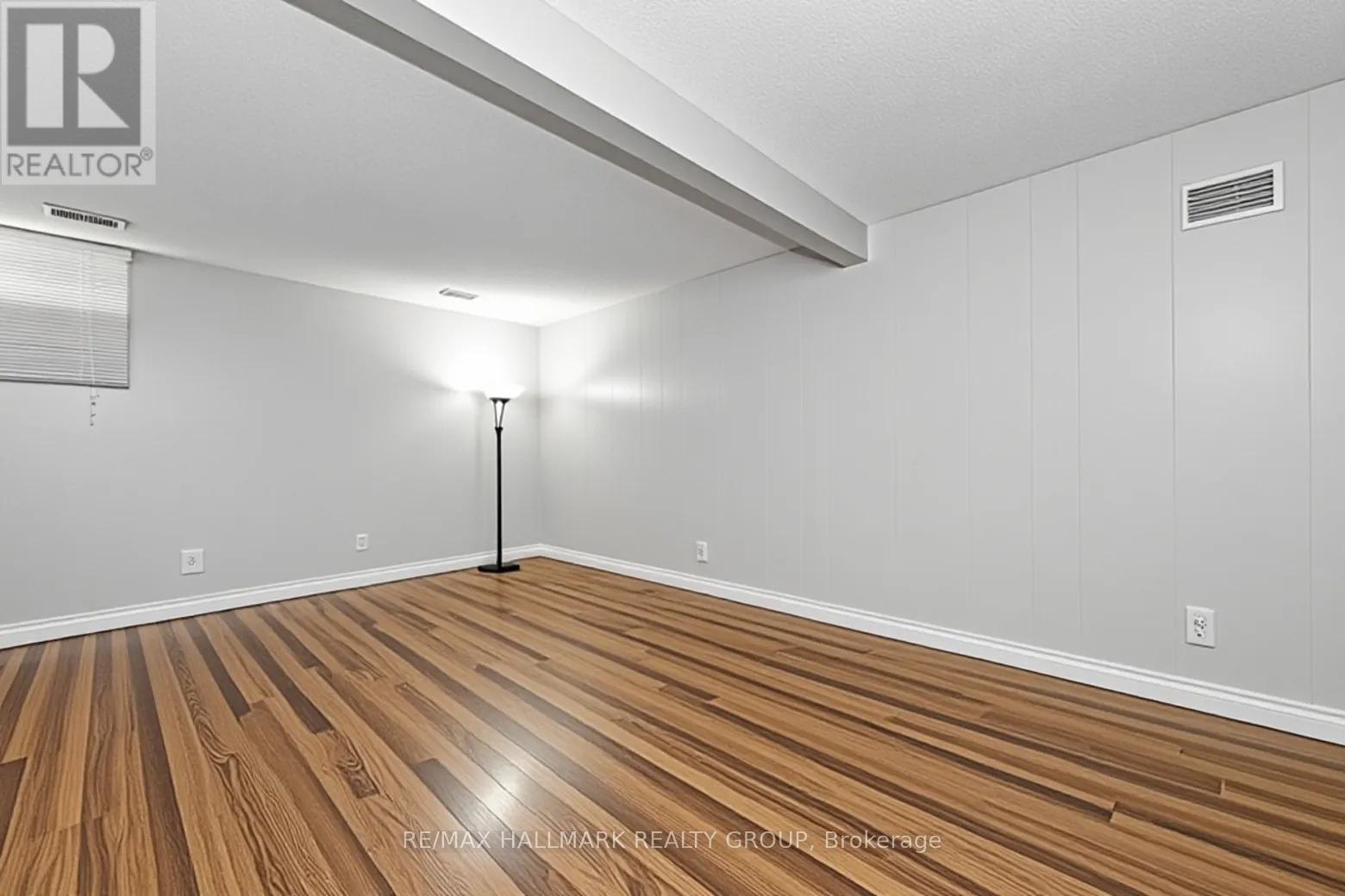 1803 Lamoureux Drive