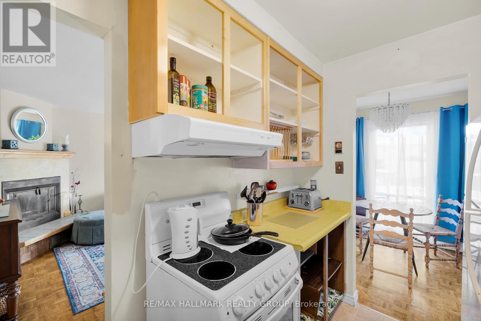 10 Black Forest Lane