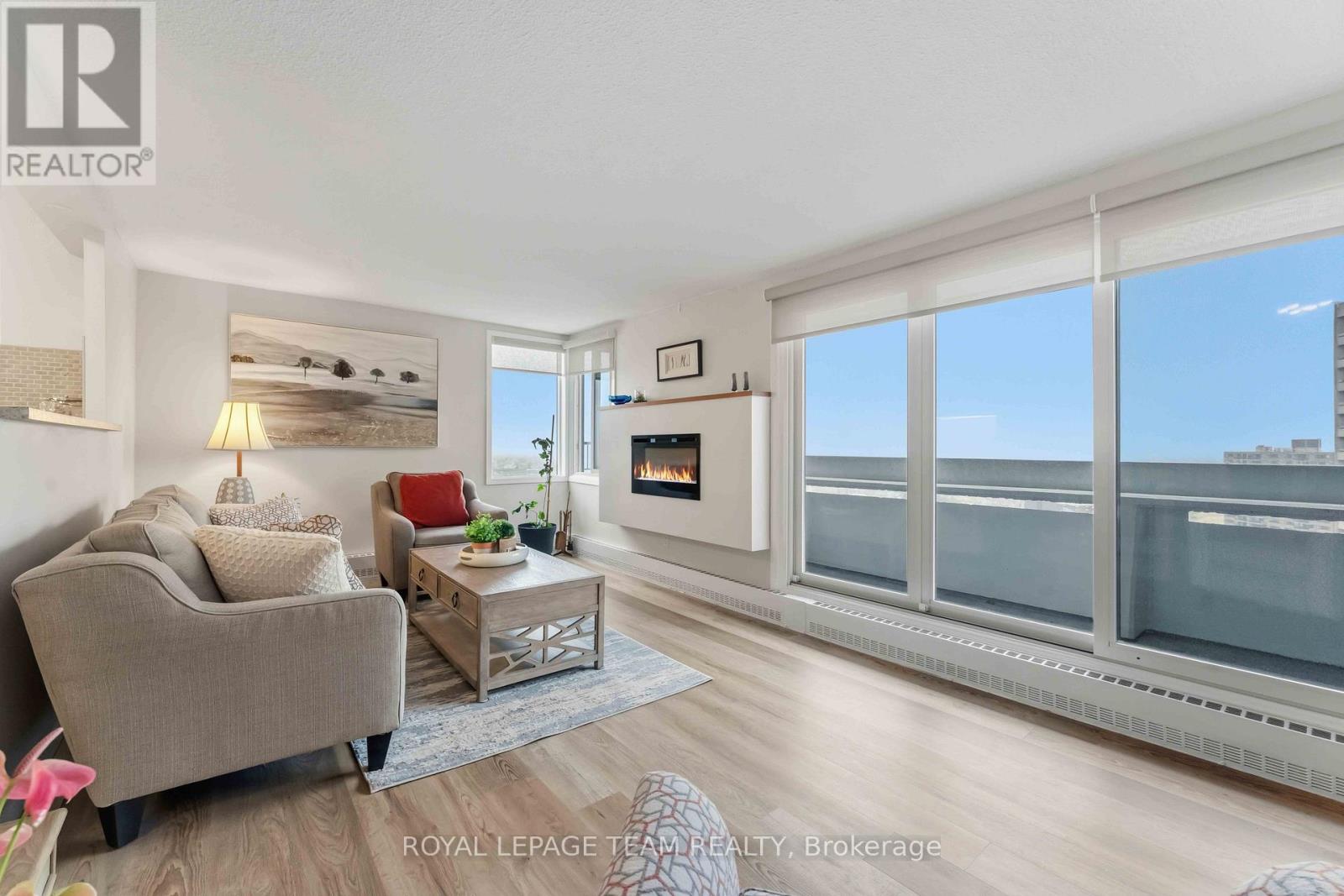 2106 - 1081 Ambleside Drive