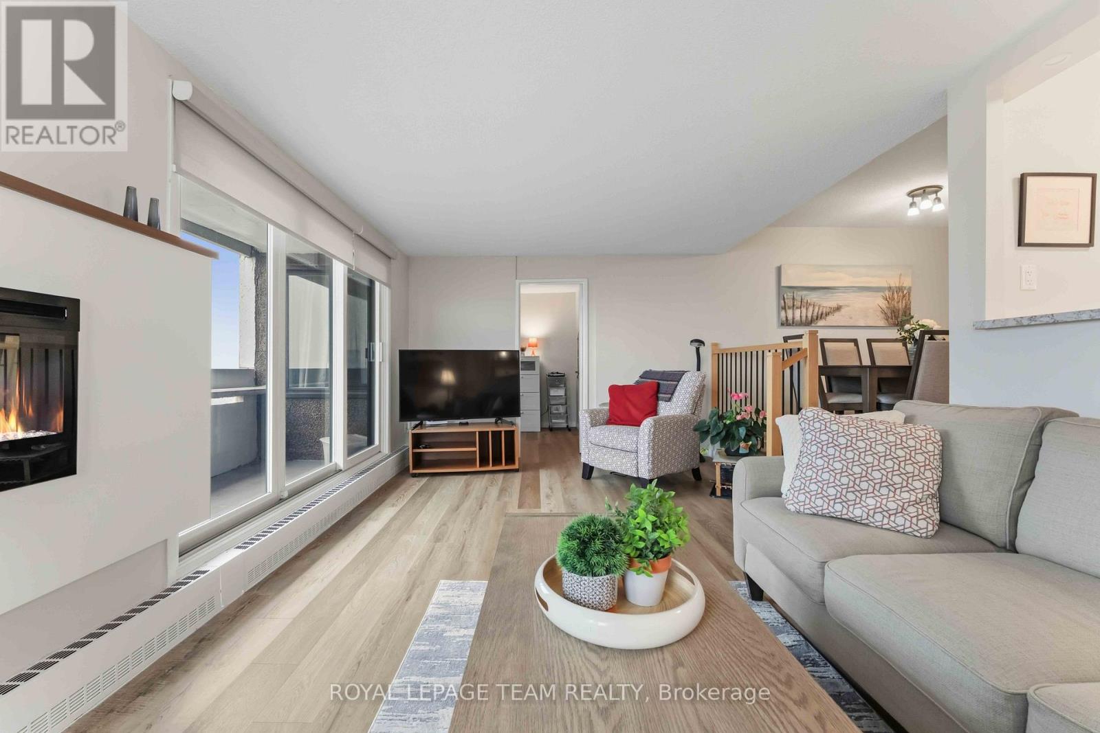 2106 - 1081 Ambleside Drive