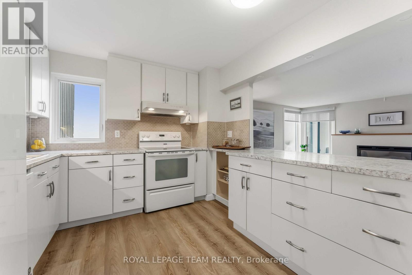 2106 - 1081 Ambleside Drive