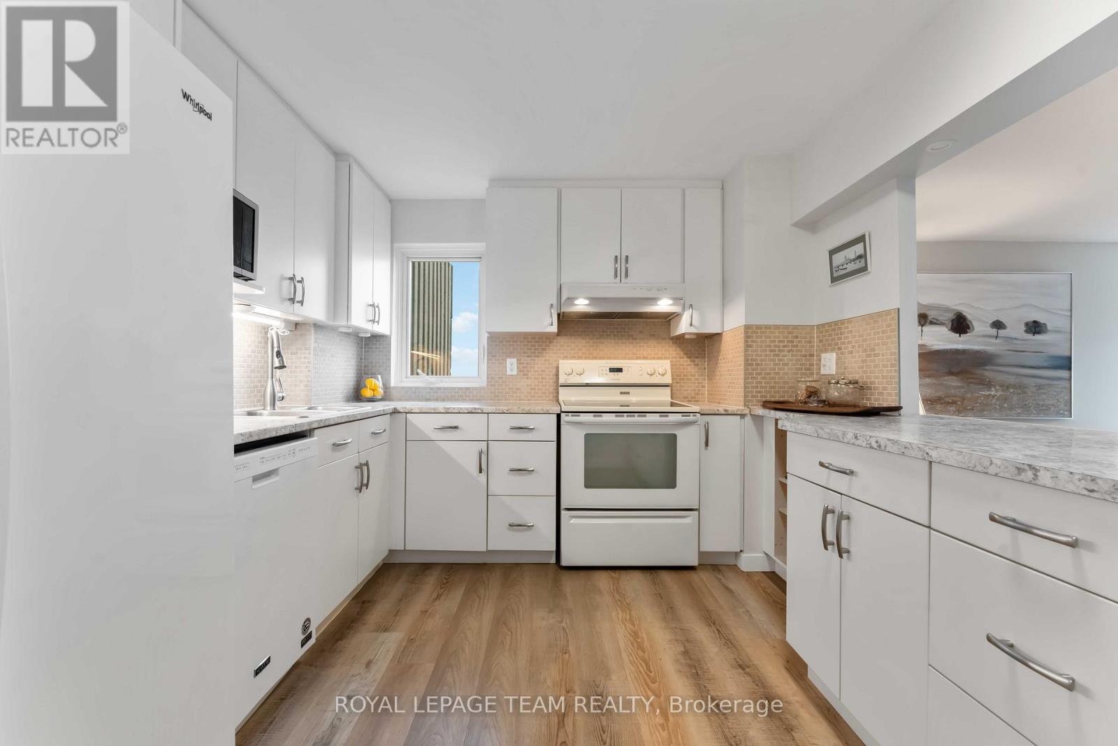 2106 - 1081 Ambleside Drive