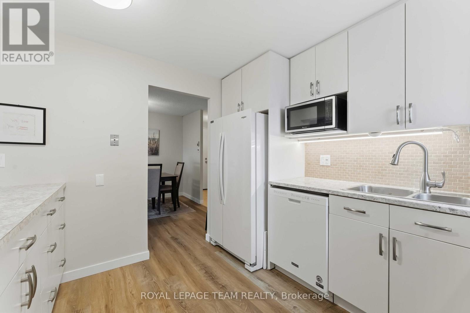 2106 - 1081 Ambleside Drive