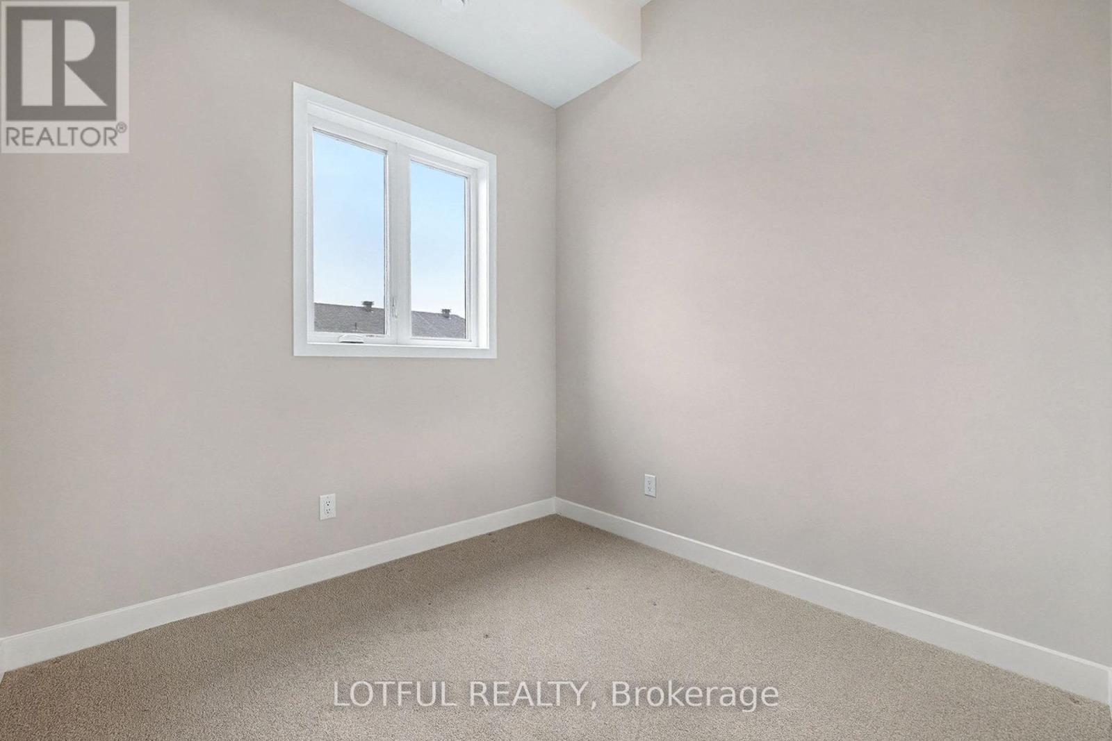 842 Ralph Hennesy Avenue