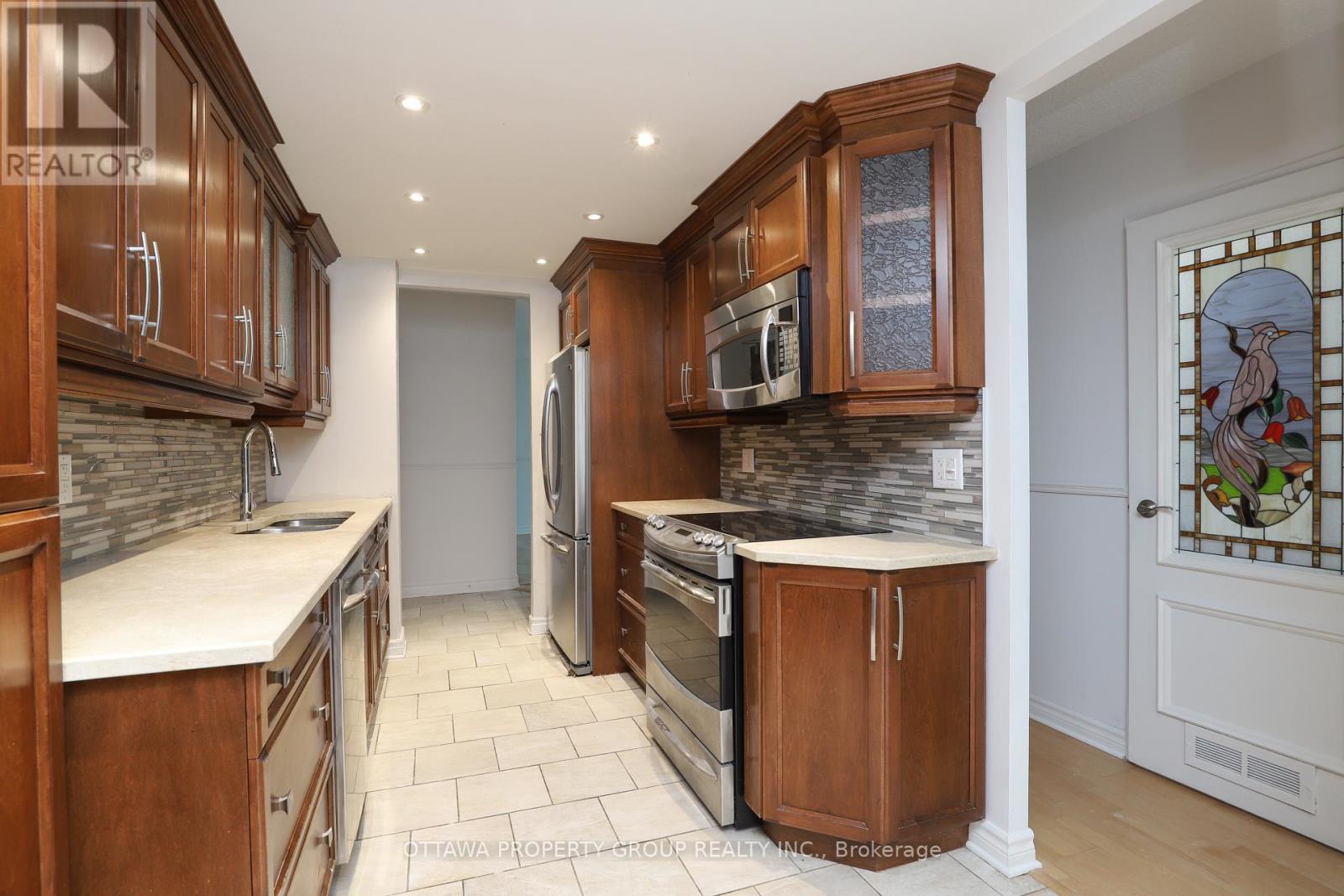 416 - 555 Brittany Drive