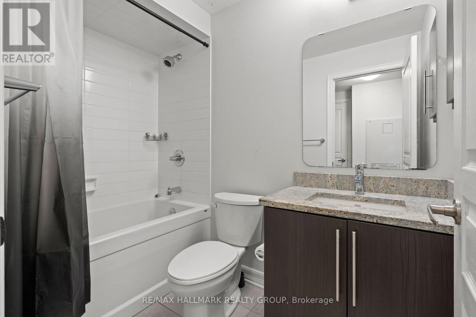 406 - 238 Besserer Street