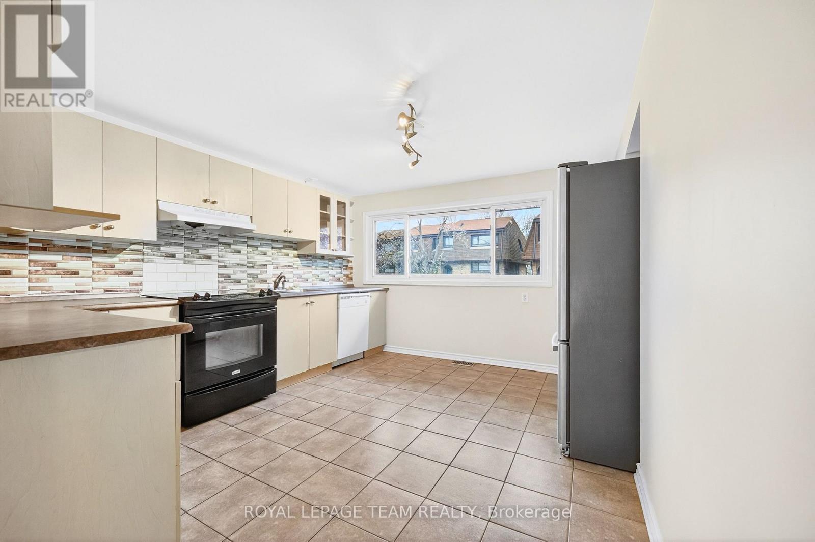 2 - 13 Bertona Street