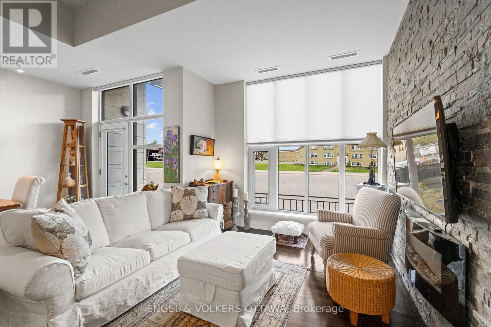 102 - 75 Cleary Avenue