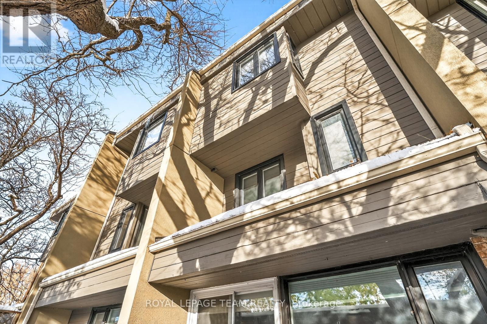 10 - 290 Cathcart Street