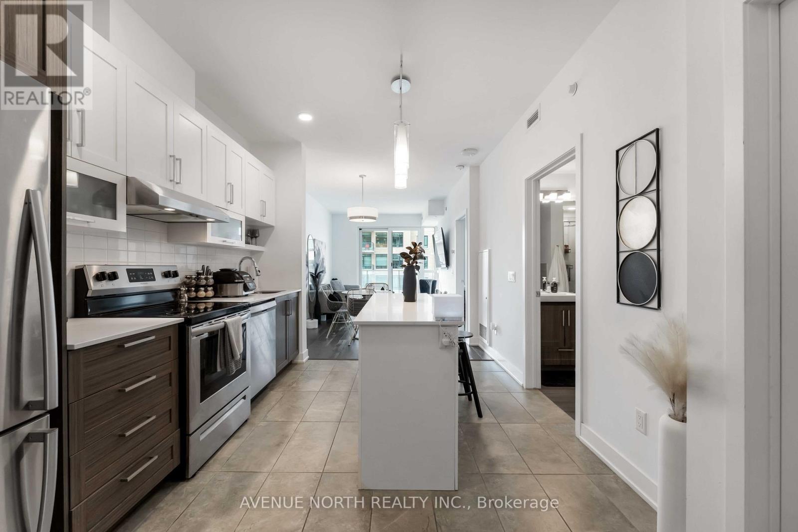 903 - 200 Inlet Private