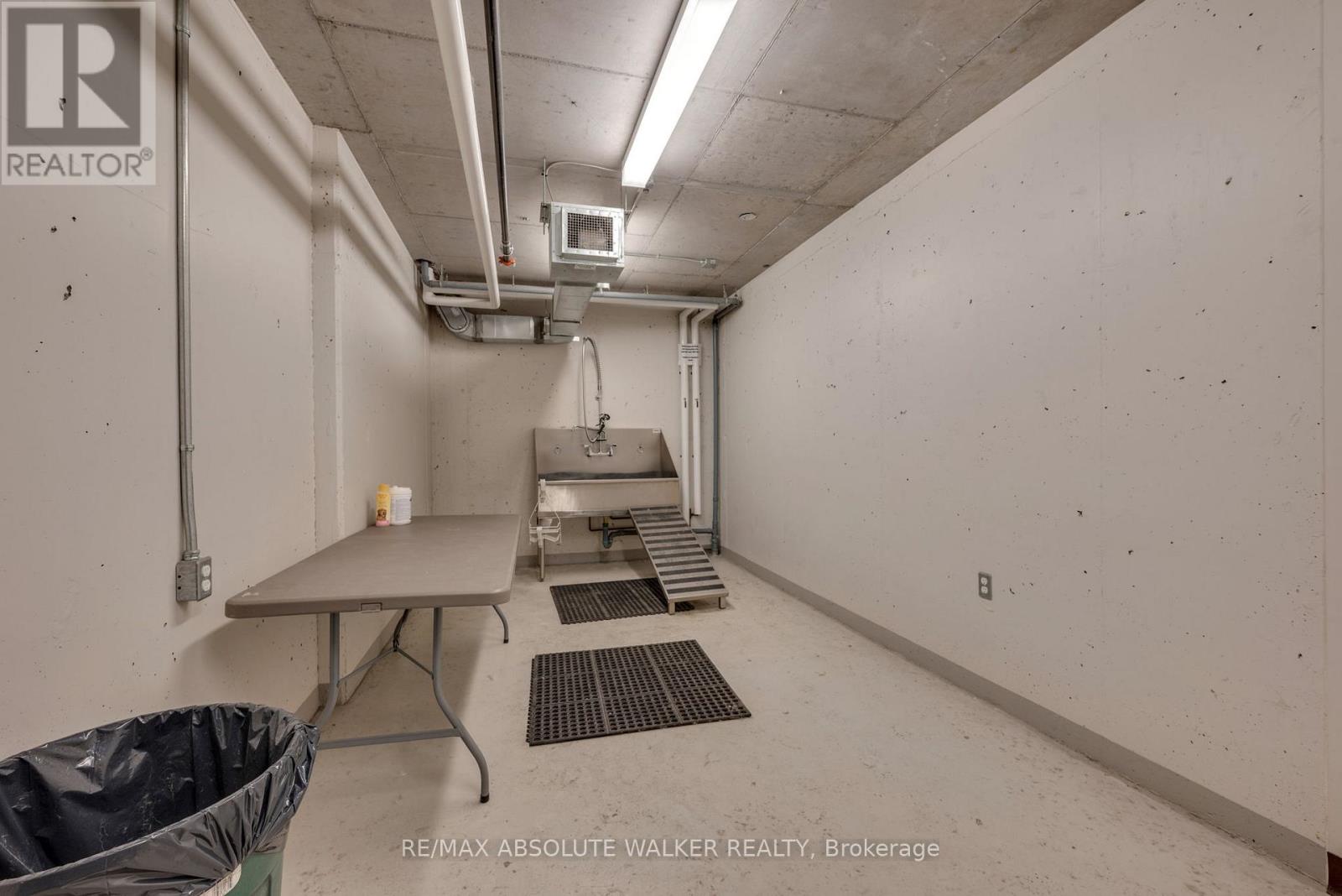 1006 - 7 Marquette Avenue