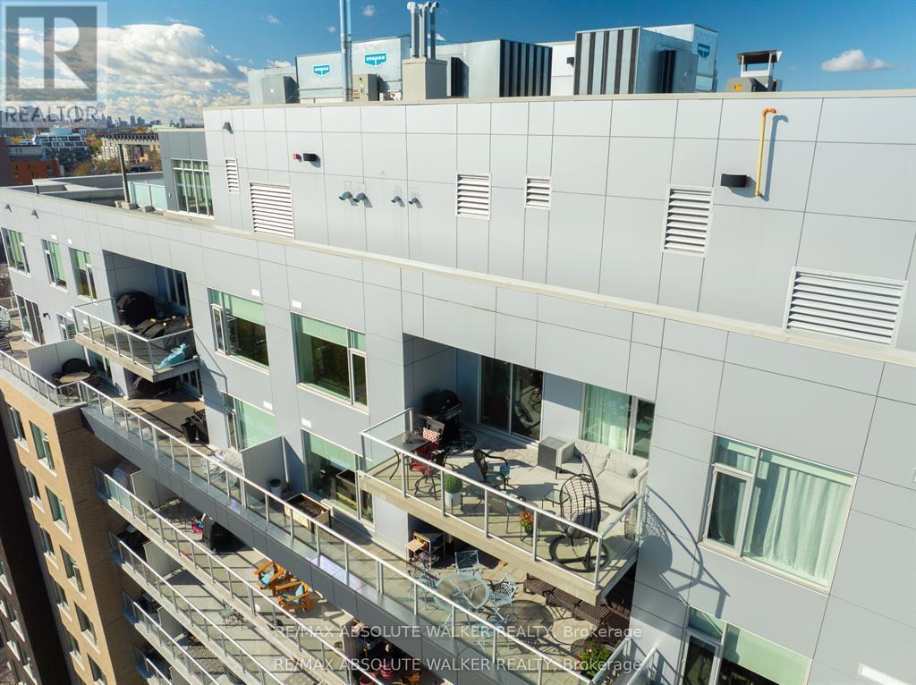 1006 - 7 Marquette Avenue