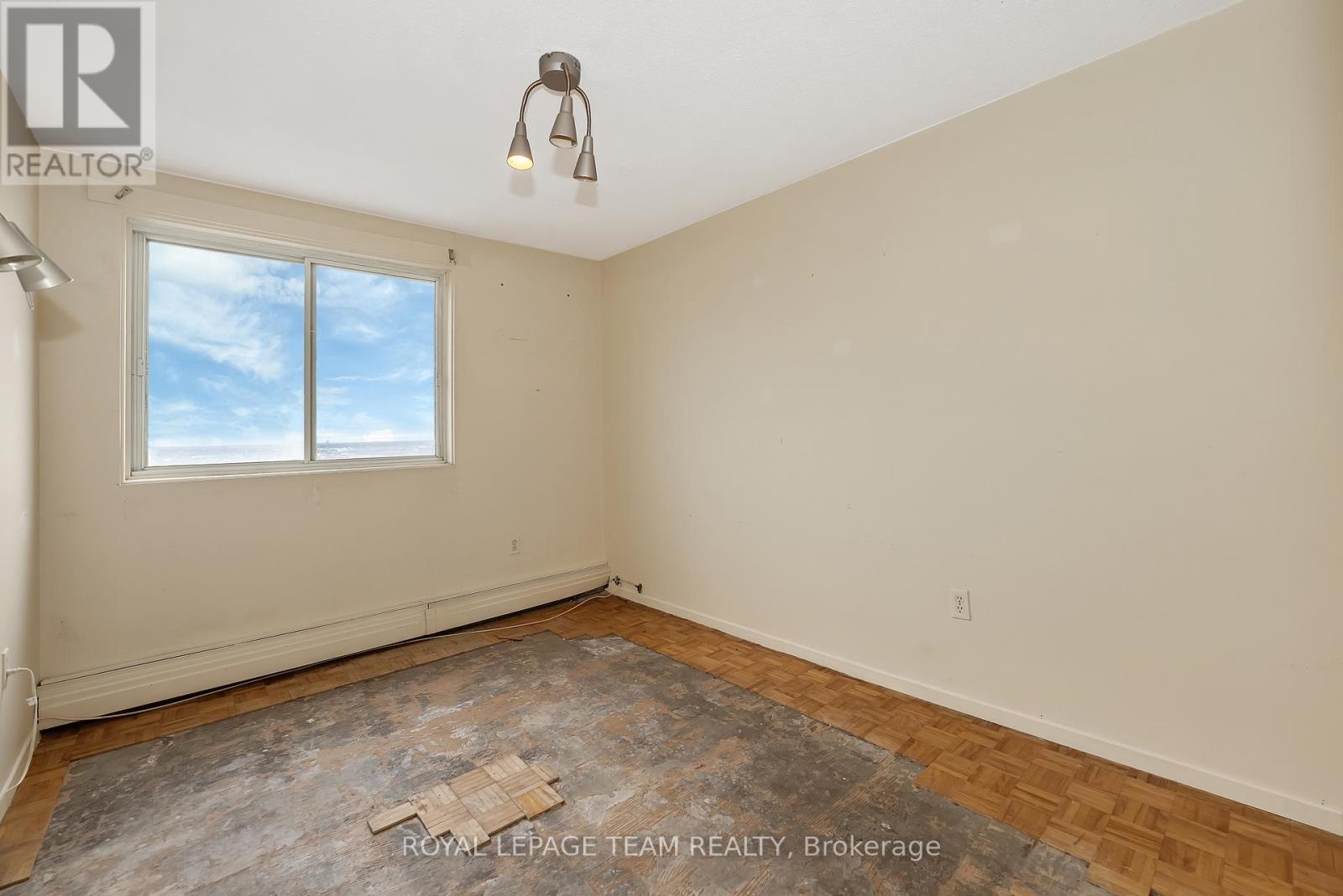 1210 - 20 Chesterton Drive