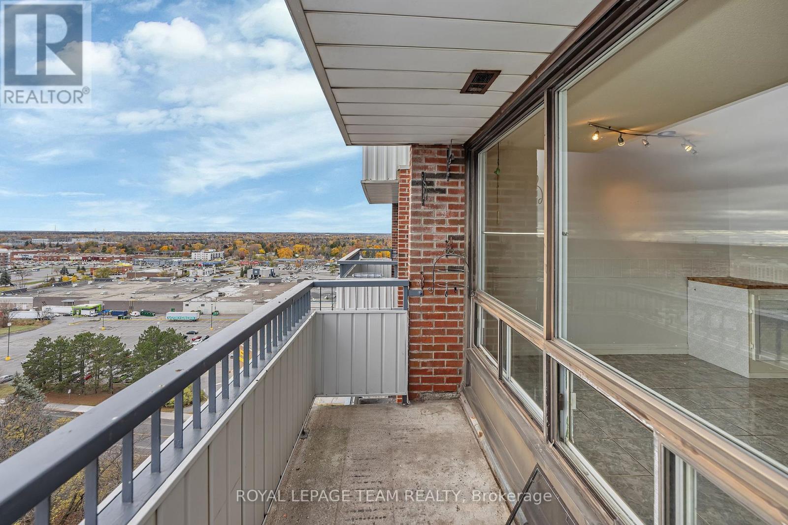 1210 - 20 Chesterton Drive