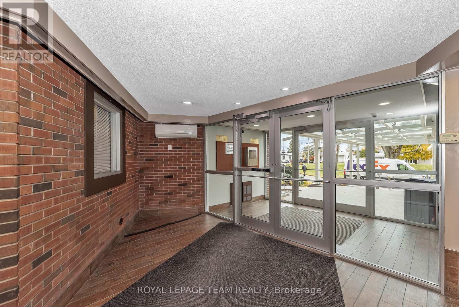 1210 - 20 Chesterton Drive