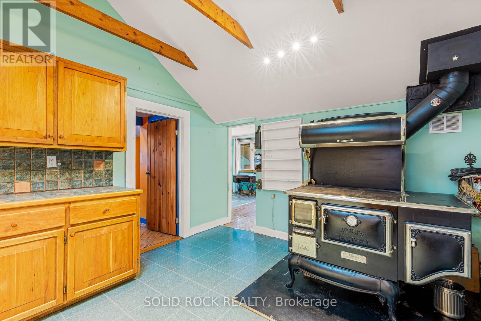 2393 Elphin Maberly Road