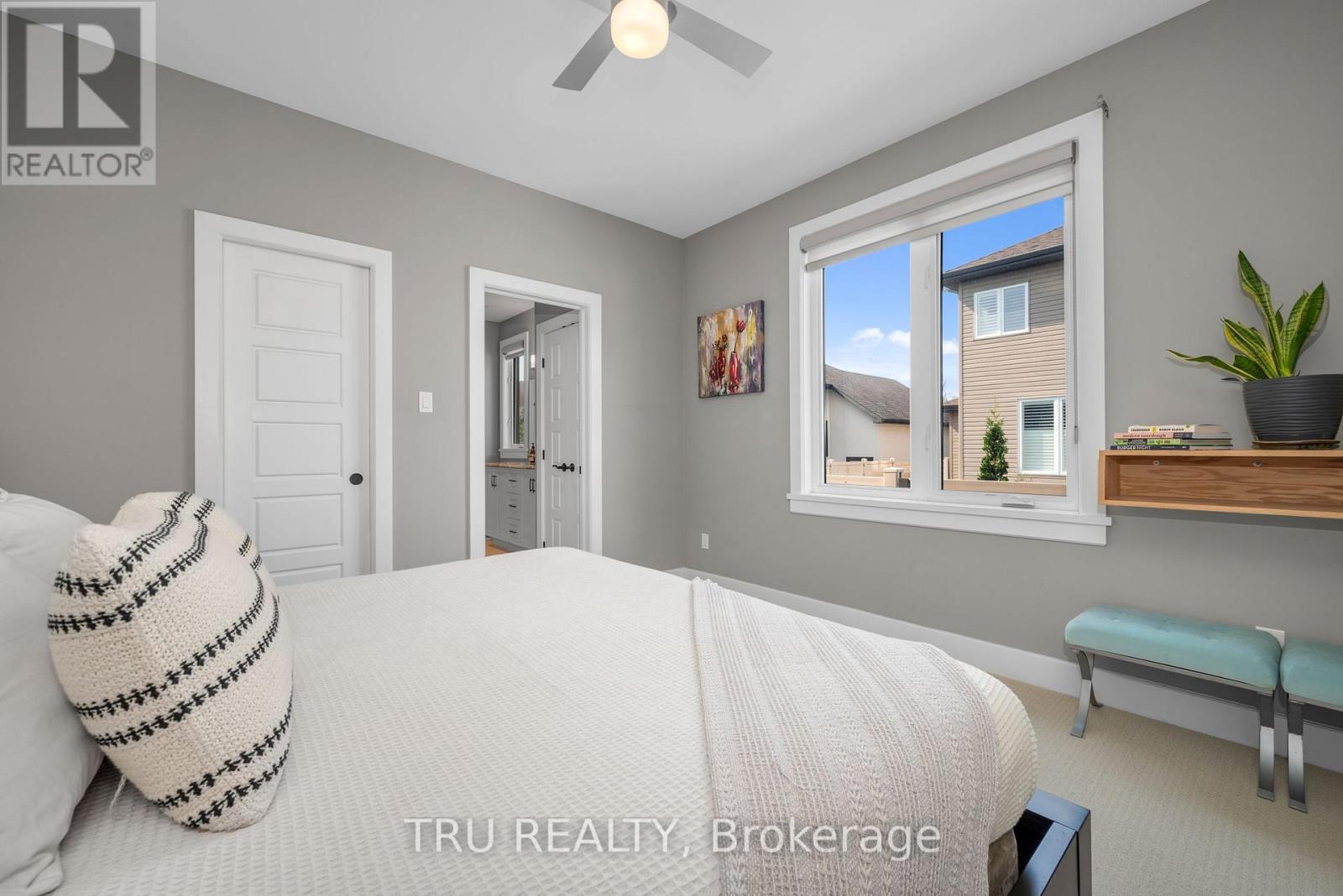 590 Robert Hill Street