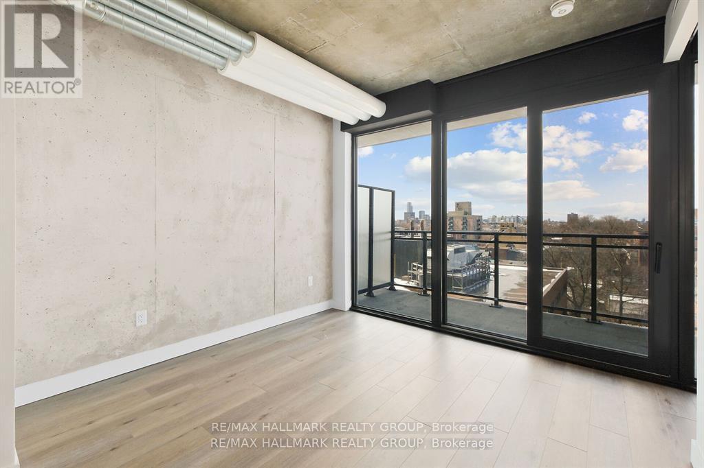 617 - 10 James Street