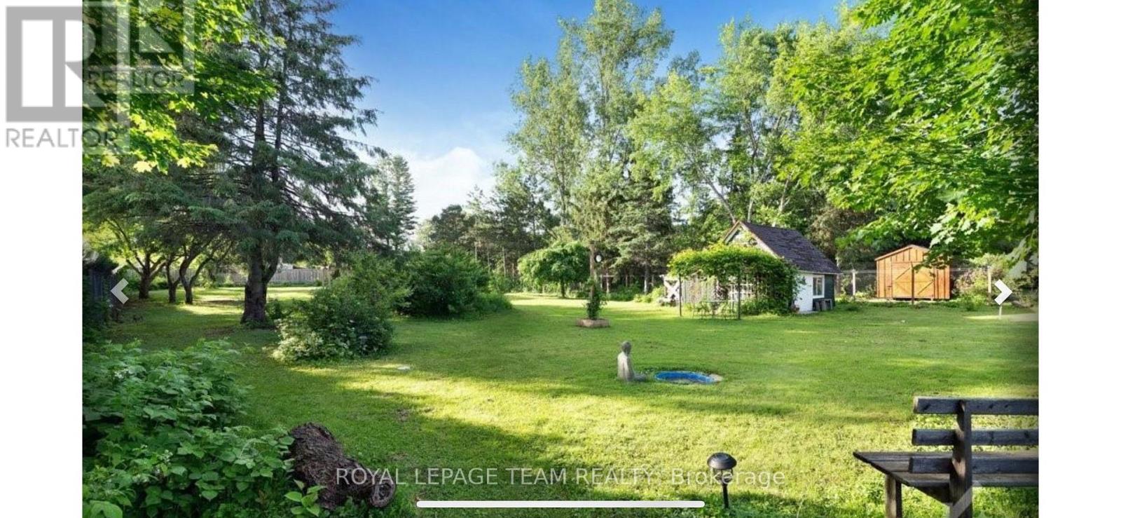 401 Clothier Street W