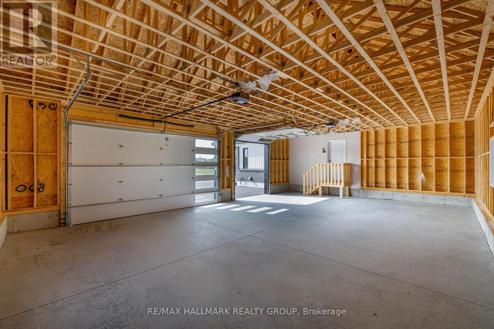 208 Trudeau Crescent