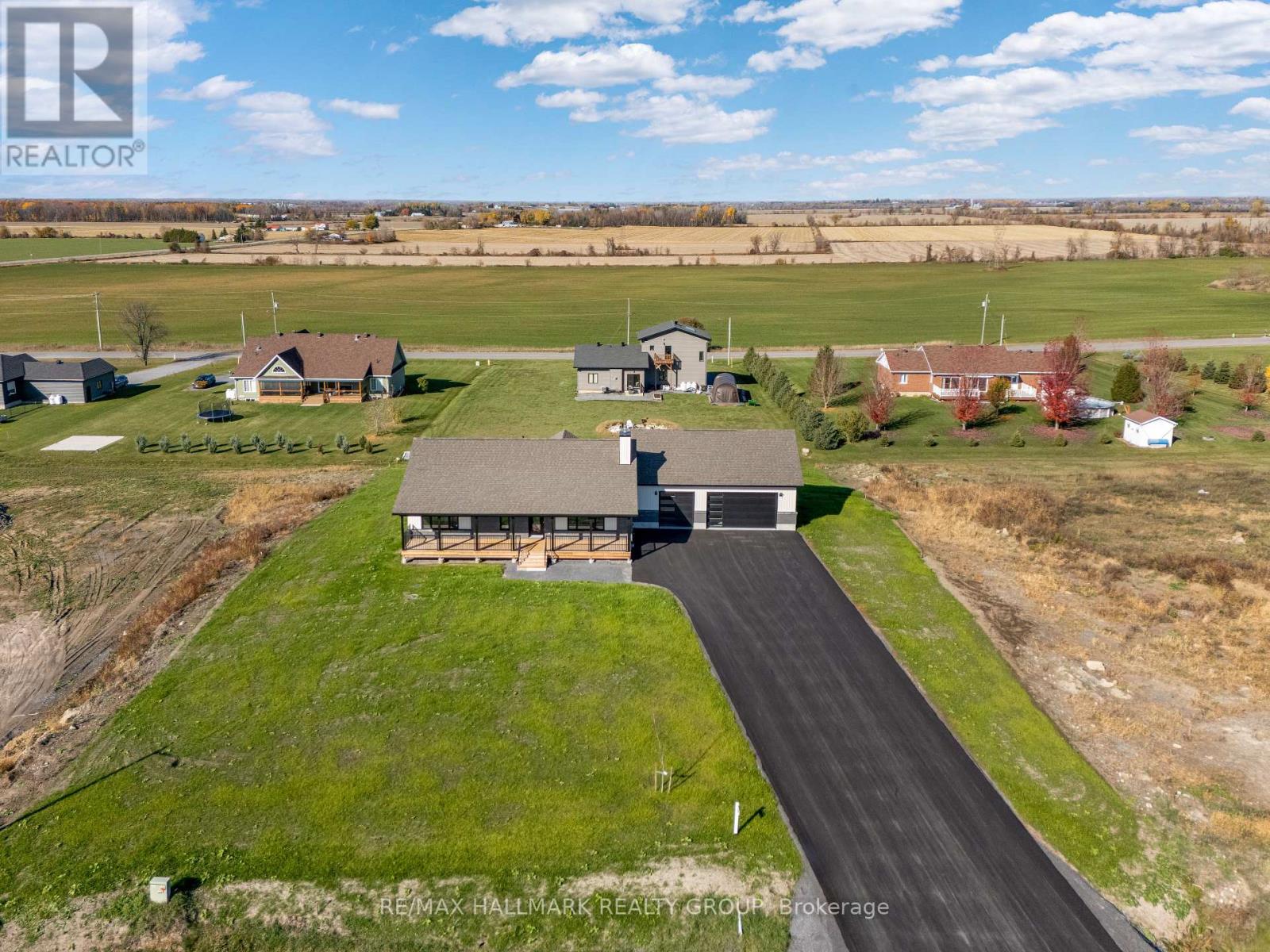 208 Trudeau Crescent