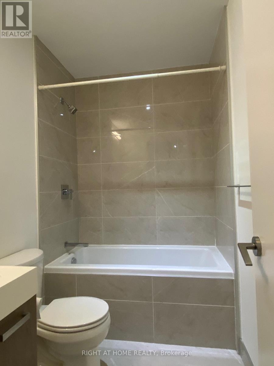 708 - 203 Catherine St Street