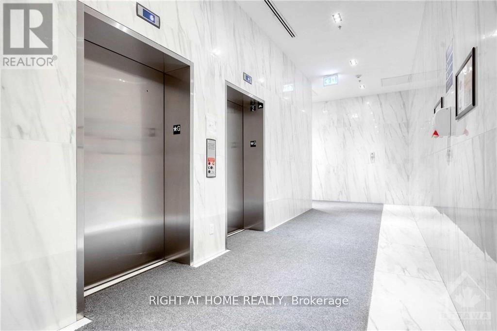 708 - 203 Catherine St Street