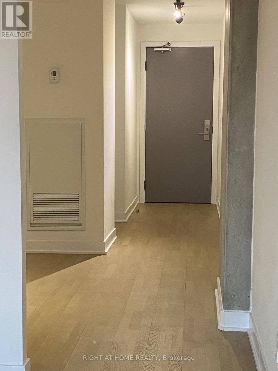 708 - 203 Catherine St Street