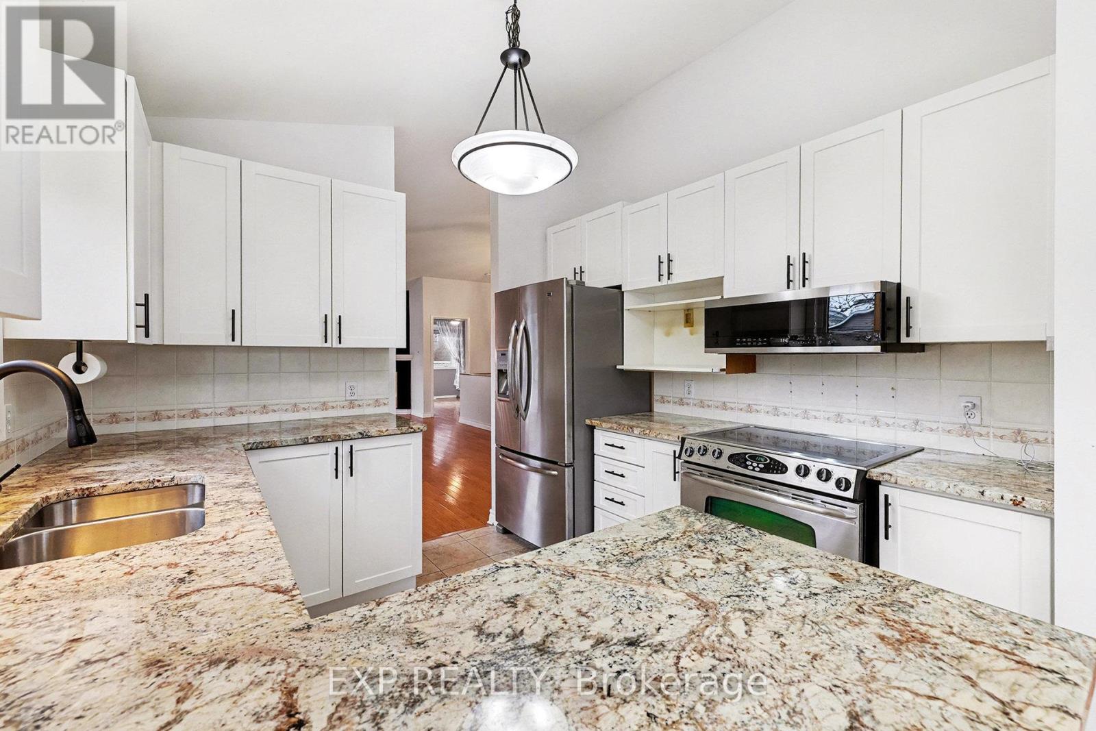 17 Windchime Crescent