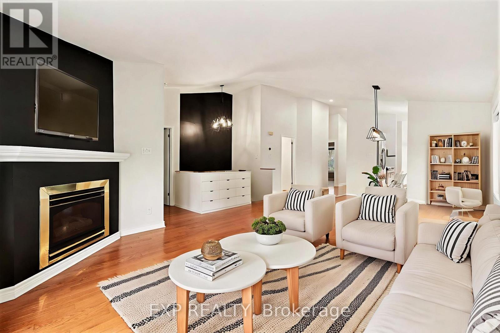 17 Windchime Crescent