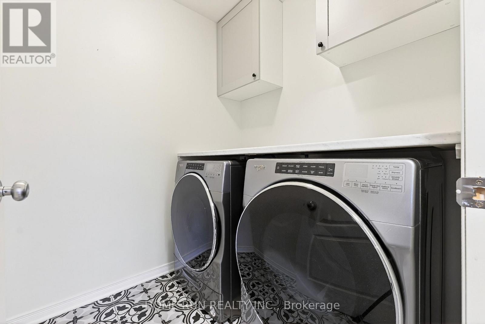 104 Eye Bright Crescent