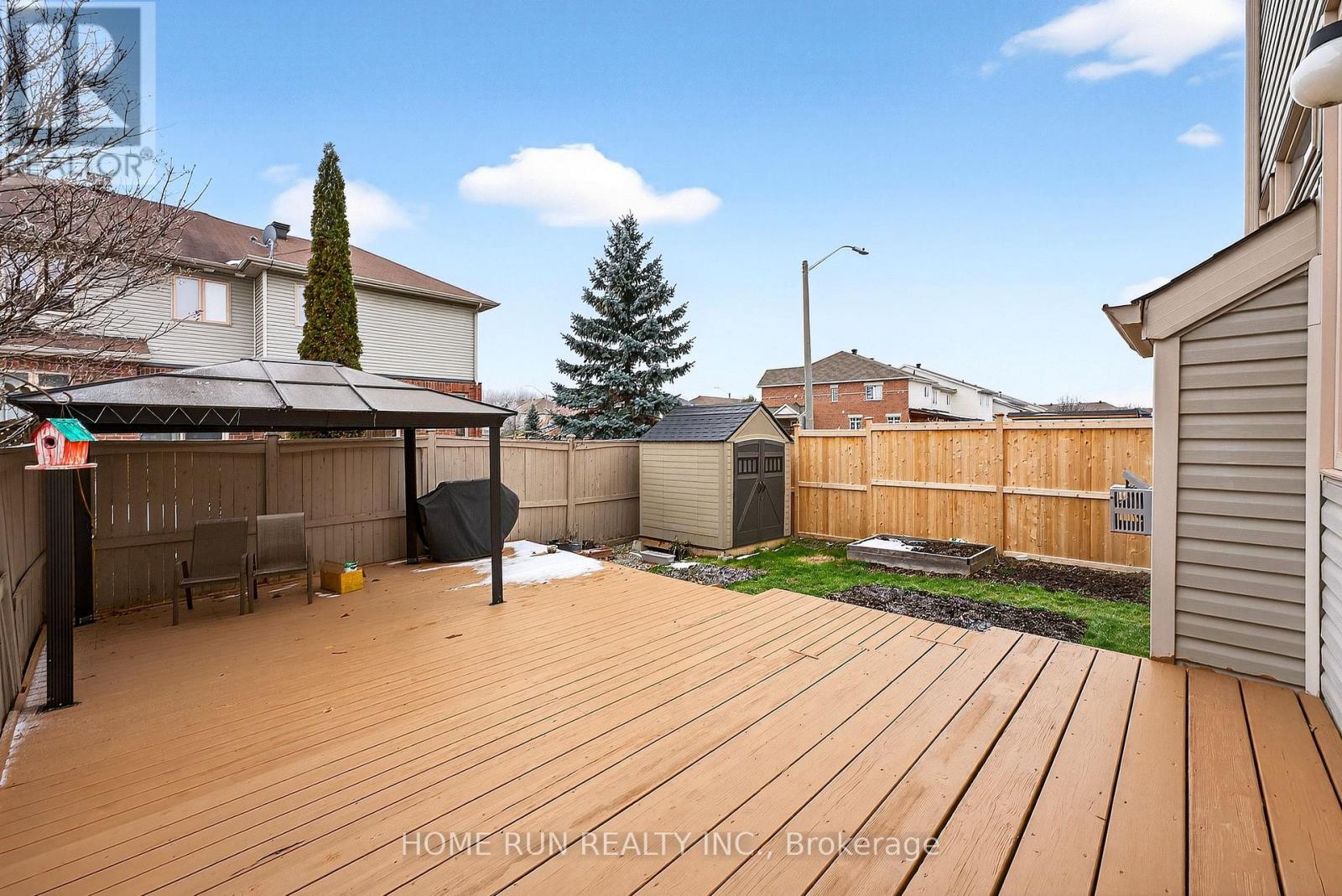 104 Eye Bright Crescent