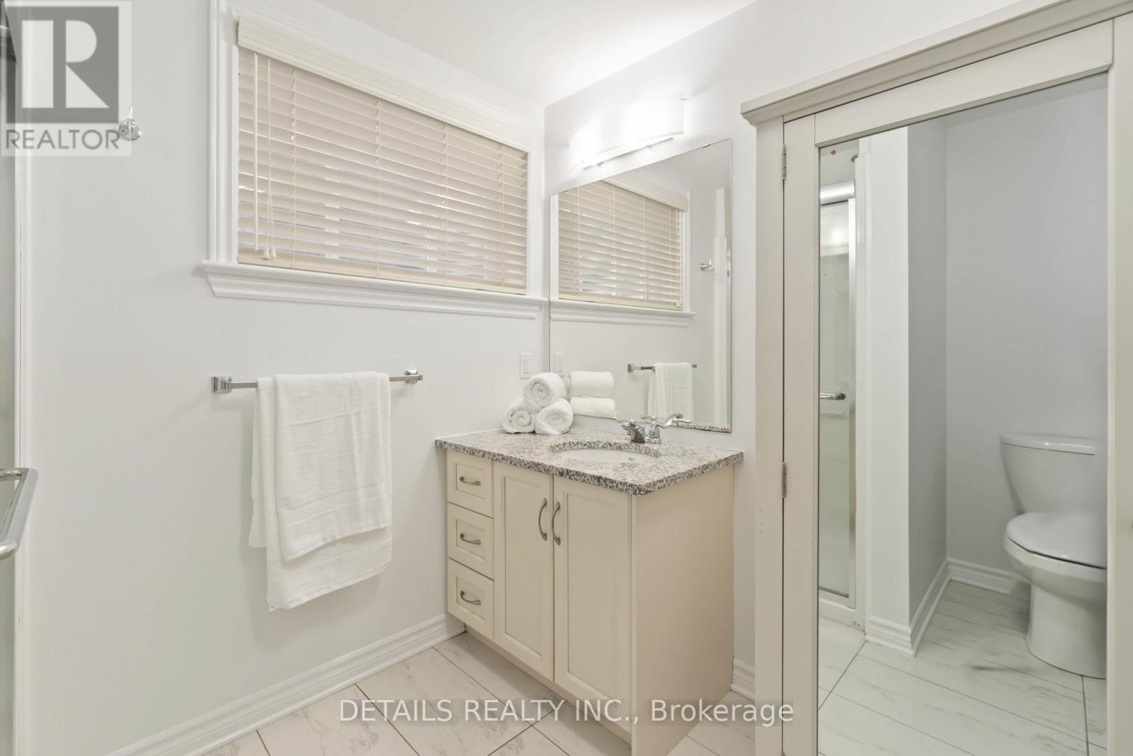 259 Merrithew Street W