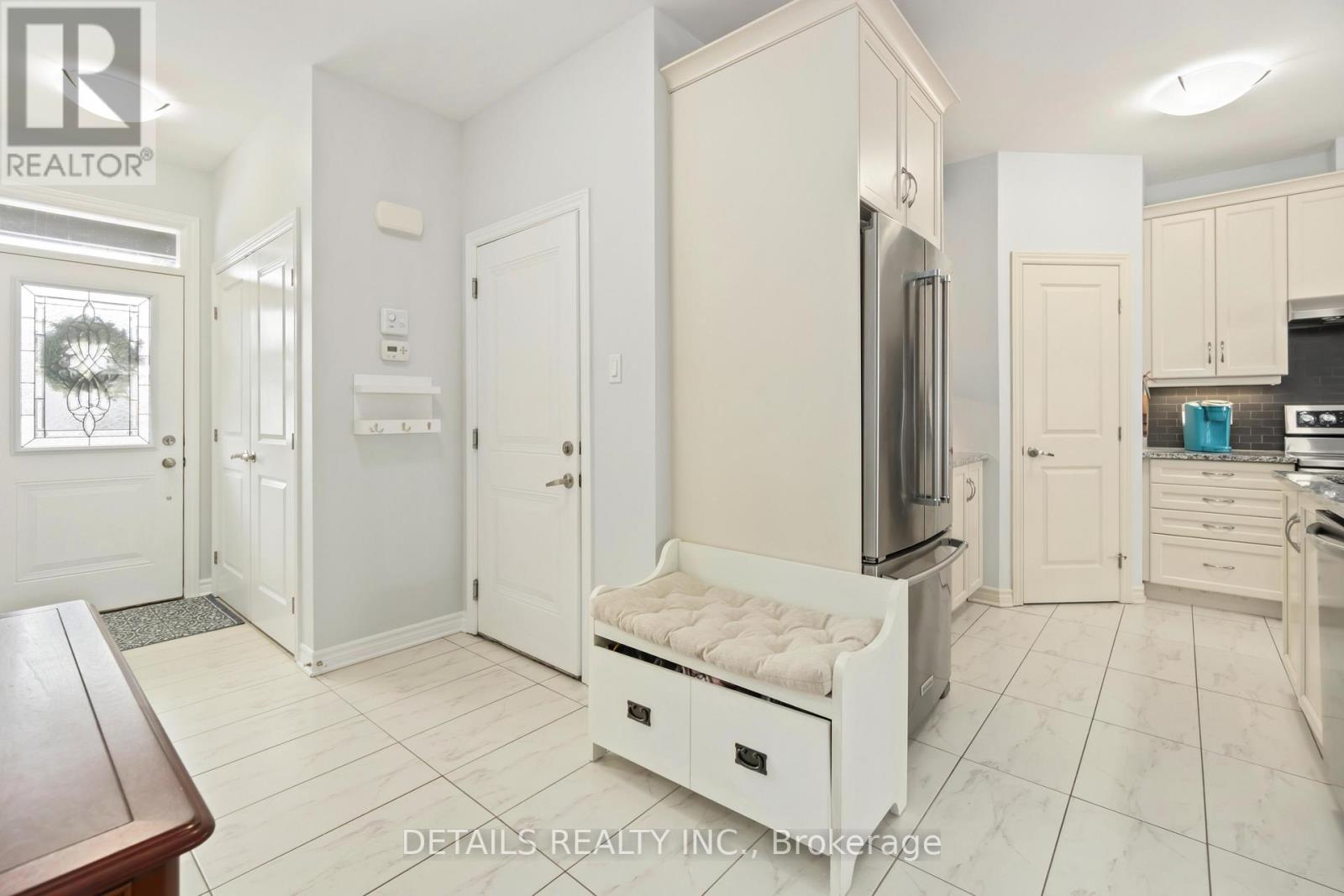 259 Merrithew Street W