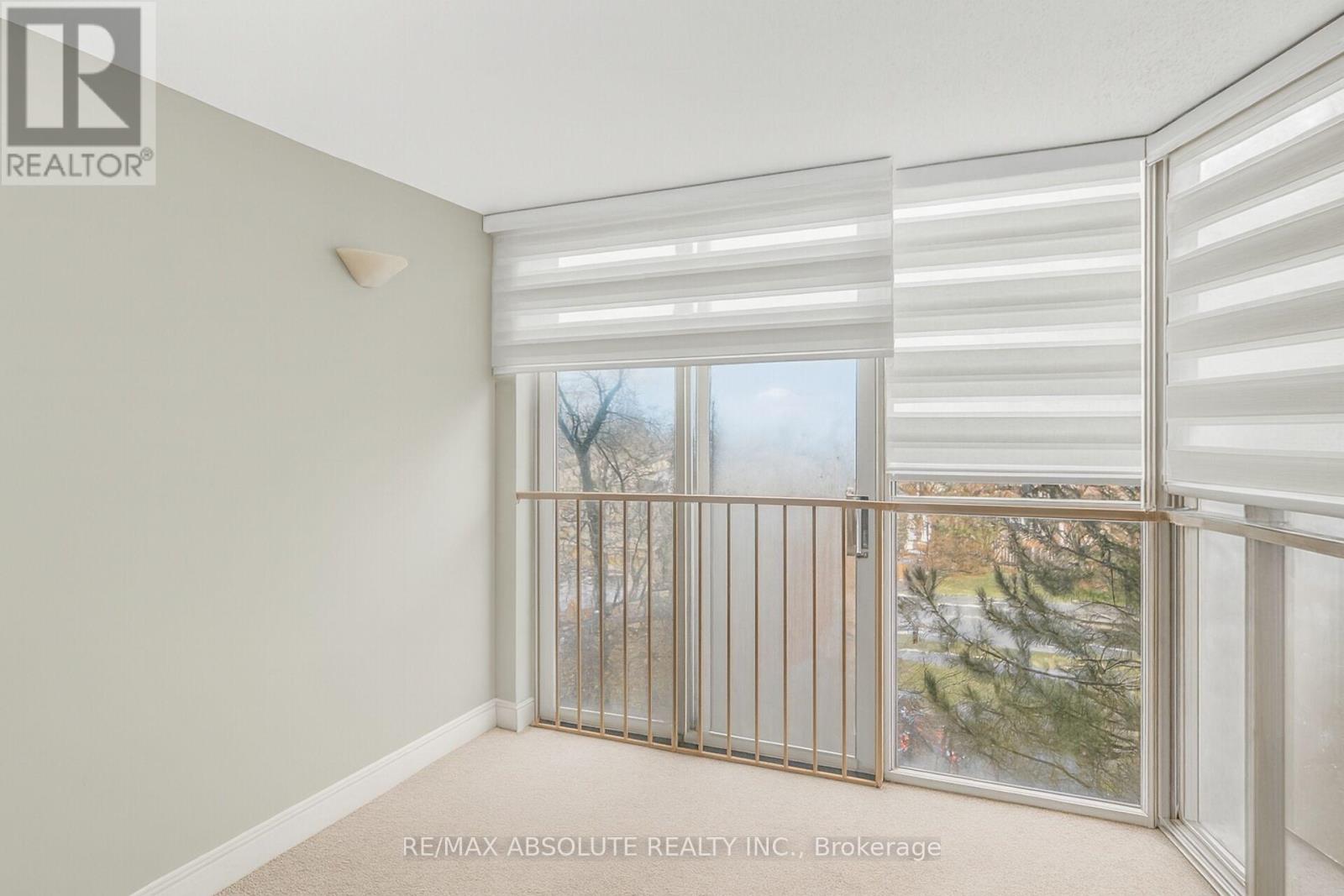 315 - 960 Teron Road