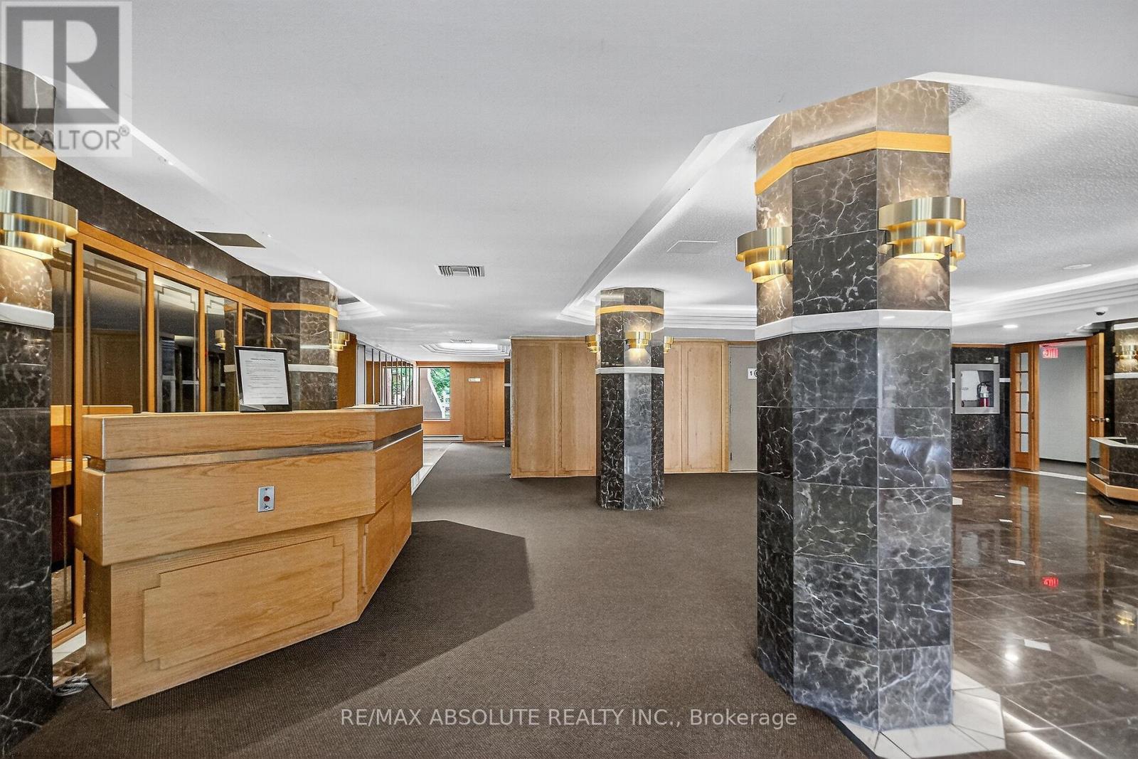 315 - 960 Teron Road