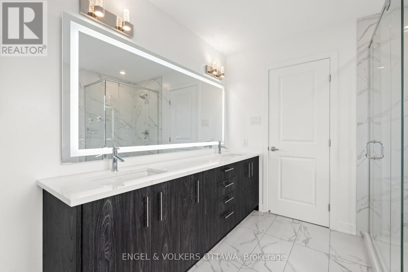 1047 Hydrangea Avenue