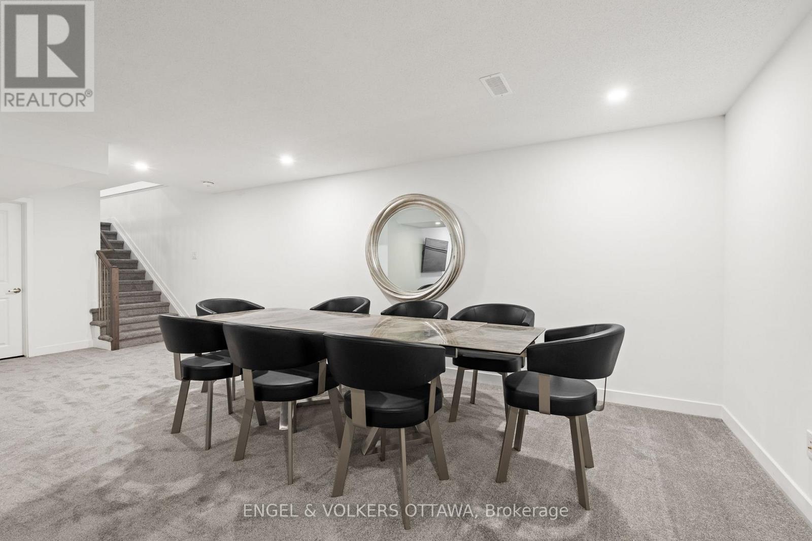 1047 Hydrangea Avenue