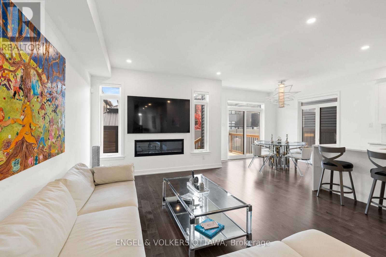 1047 Hydrangea Avenue