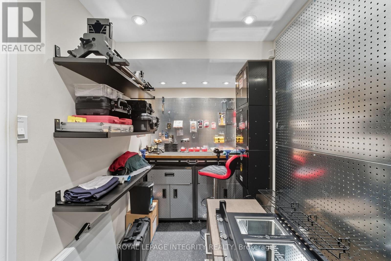 1011 Winterspring Ridge