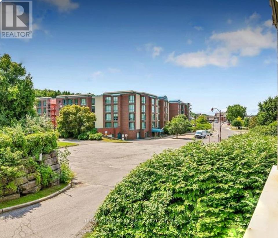 203 - 345 Centrum Boulevard