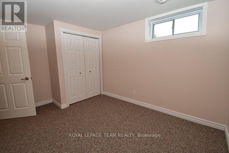 5516 Meadowbrook Drive