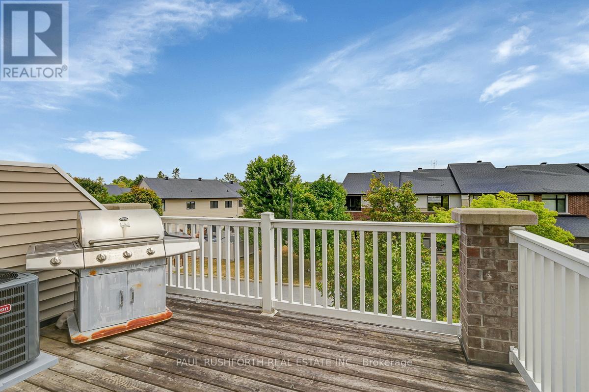 230 Kinghaven Crescent