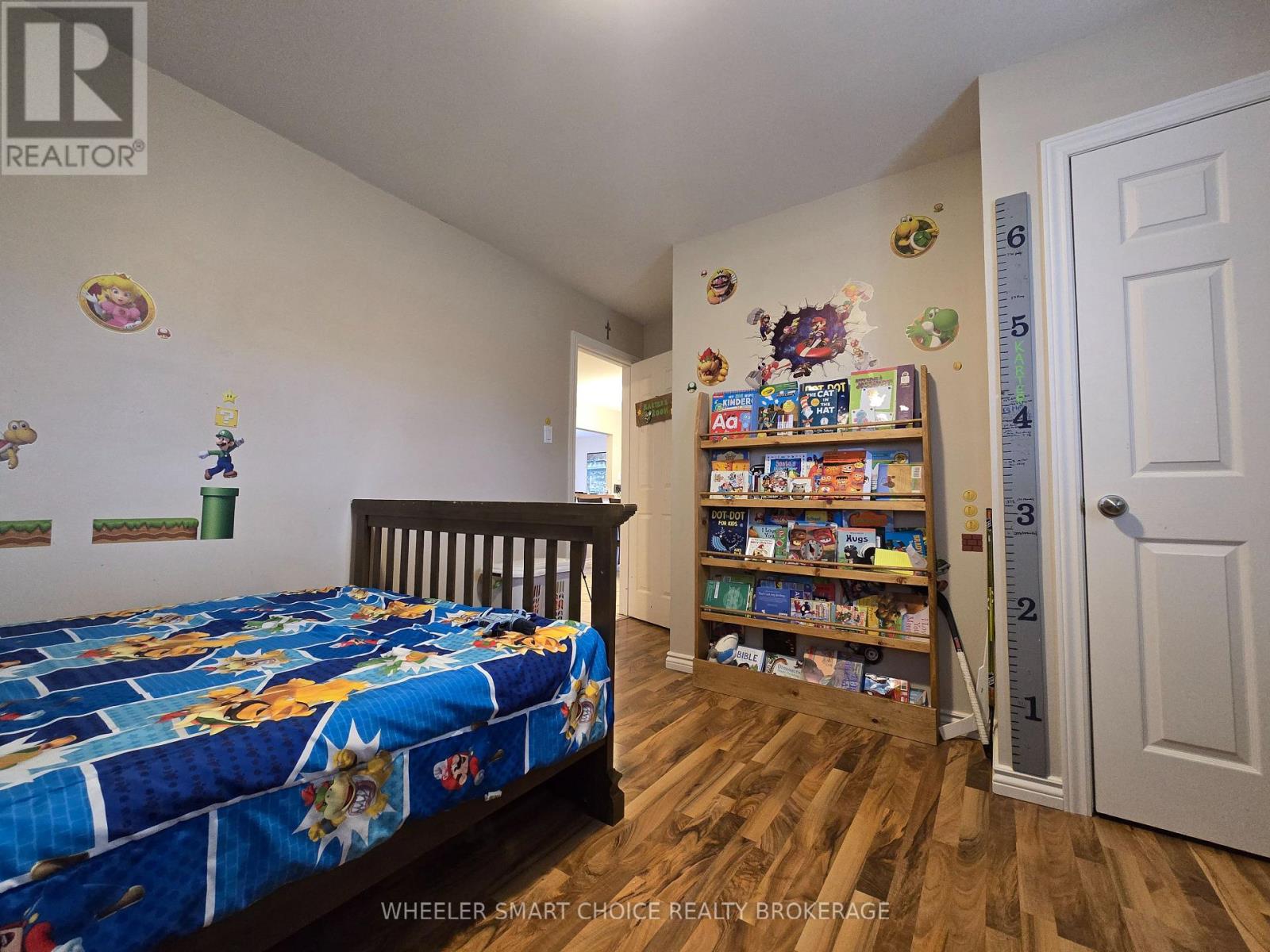 17 Adam Dixon Avenue