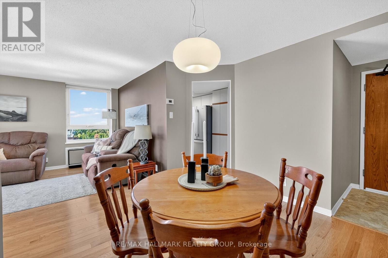 1207 - 80 Sandcastle Drive