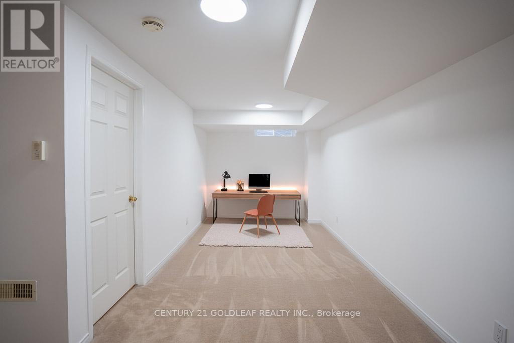 4 Schoolhouse Private