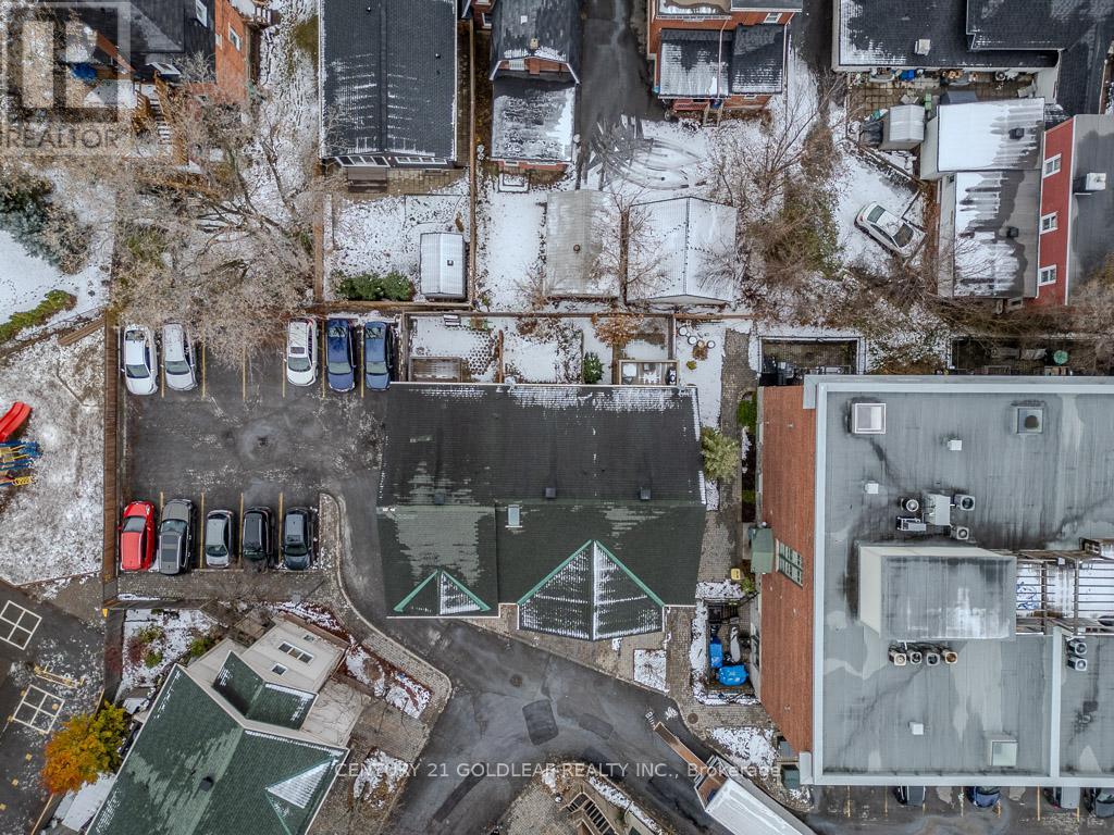 4 Schoolhouse Private