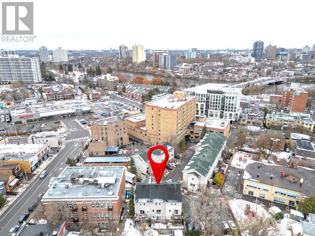 4 Schoolhouse Private