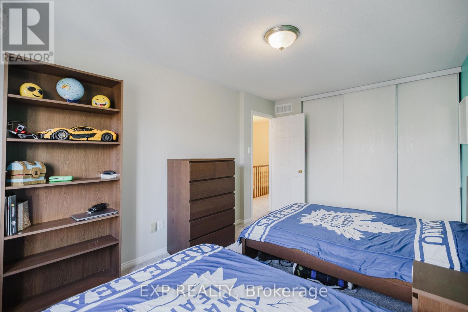 2274 Brockstone Crescent